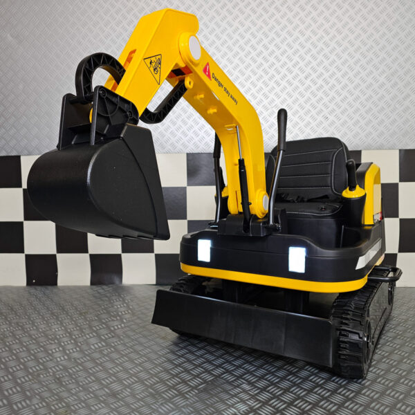 Electric children's excavator 24 volts