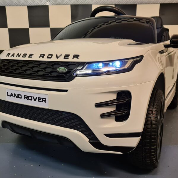 Electric children's car Range Rover Evoque with 4 engines white